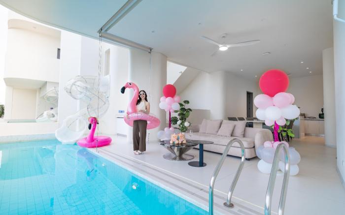 Sukhumvit Happy House with KTV 7