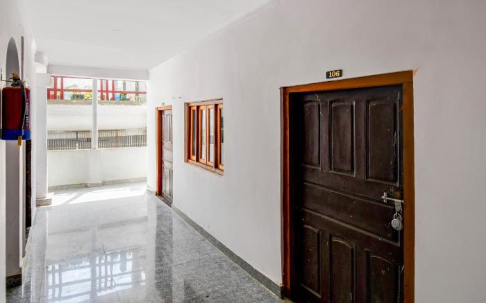 Hotel O Shri Balaji Marriage Lawn And Hotel