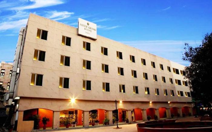 ASTER GRAND BY ZENQ SAKET 
