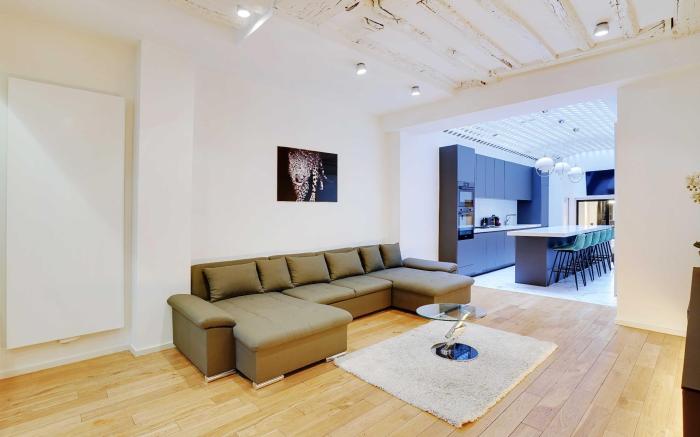 Stunning apartment - 4BR/8P - Mail