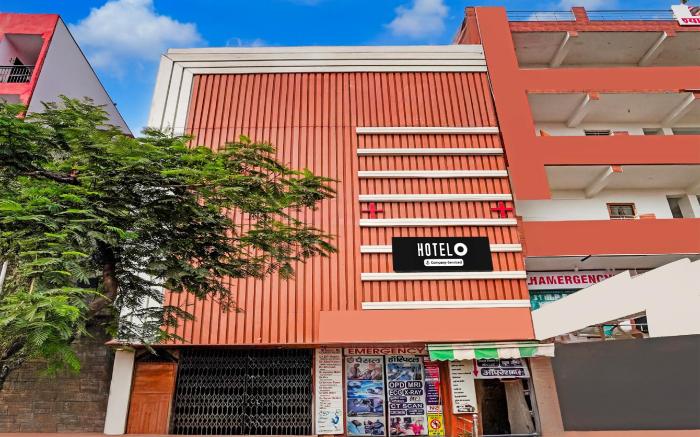 Hotel O Sector 121 Gaur City Mall Noida Formerly Royal FNG