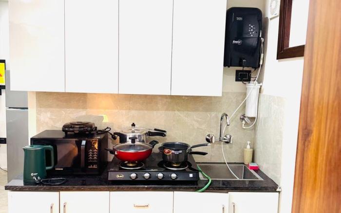 Fortune Home Service Apartment,Studio, J-267 saket