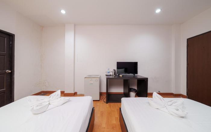 Dancenter Khaosan Park Hotel