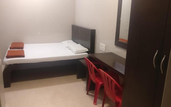 Hotel Sarada Nivas