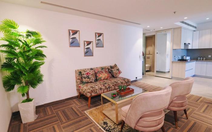 Elite Executive Suite 1BHK@ Gurugram