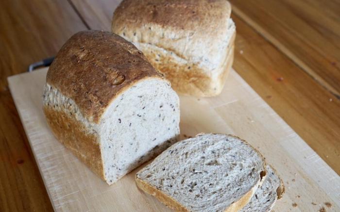 Tourist Inn Home and Bread