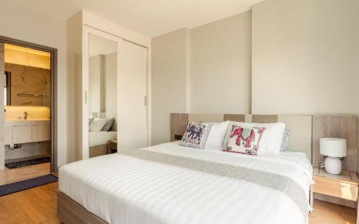 Astra Sky River Super Deluxe 1419 - 1BR, City view