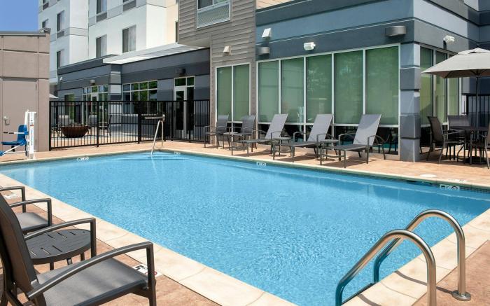 Fairfield by Marriott Inn & Suites Knoxville Lenoir City/I-75
