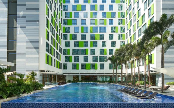 Holiday Inn & Suites Saigon Airport By IHG