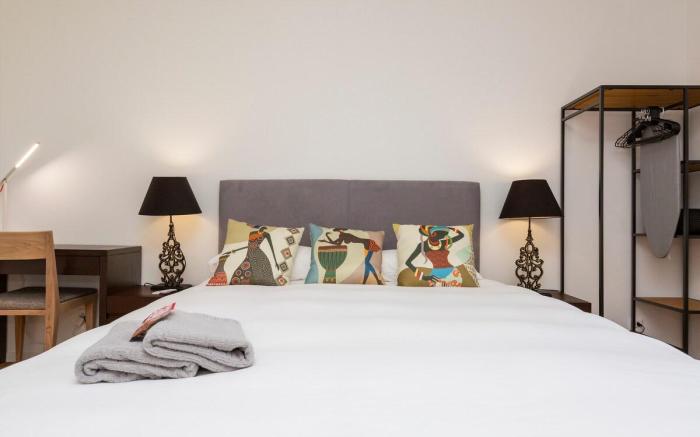 Apt 2A - RARE FIND: City Centre 2-BR Apt