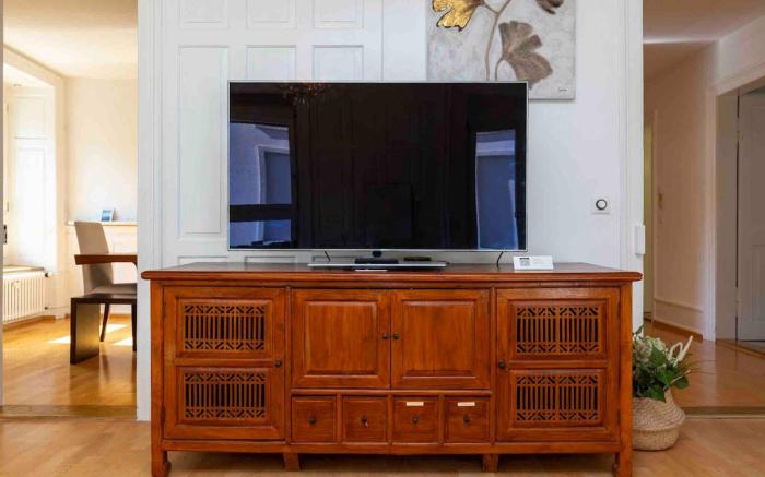 RARE GEM - Downtown 2-BR Apt with Big Terrace Diam