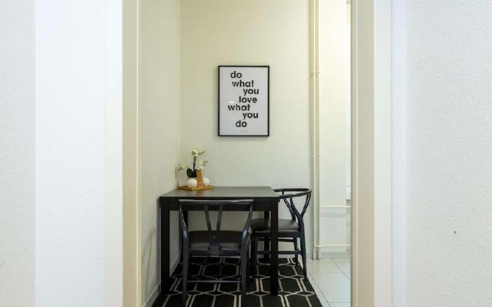 City Centre Spacious Studio Apartment E28 Gold