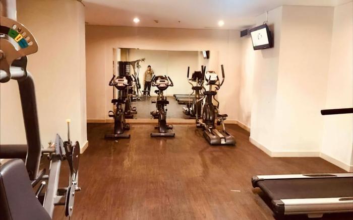 Salute de Madison Park Apartments