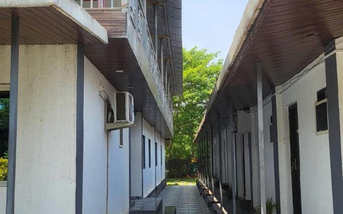 Canal Touch Resort