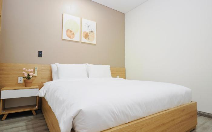 LuxAura Apartment