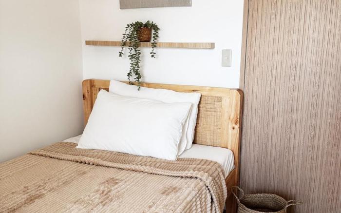 UK Cozy Private Stay near UPLB at Elbi Hygge House