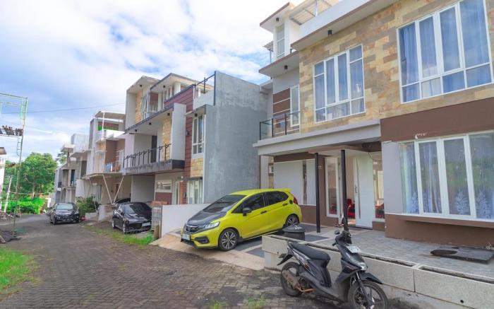 Villa Bhagyam with Private Pool and Rooftop