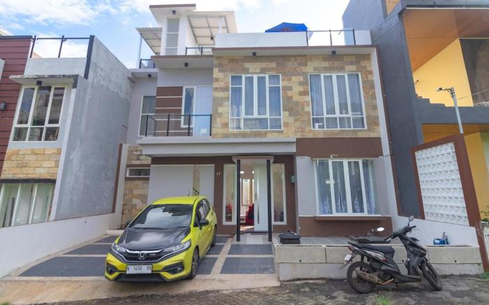 Villa Bhagyam with Private Pool and Rooftop