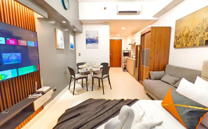 U120 38 Park Ave IT Park Newly Furnished Gym+Pool