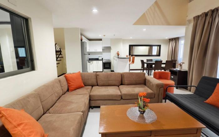 Penthouse Suite 4Bedroom Unit near Ayala Mall Cebu