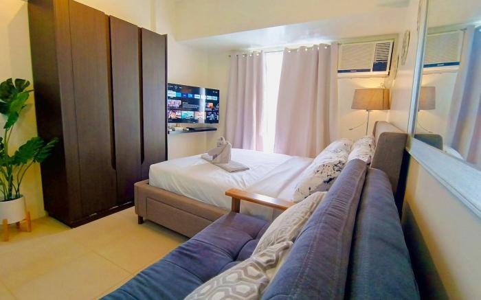 Avida Riala 1114 T2 IT Park Queen Bed 380Mbps WiFi