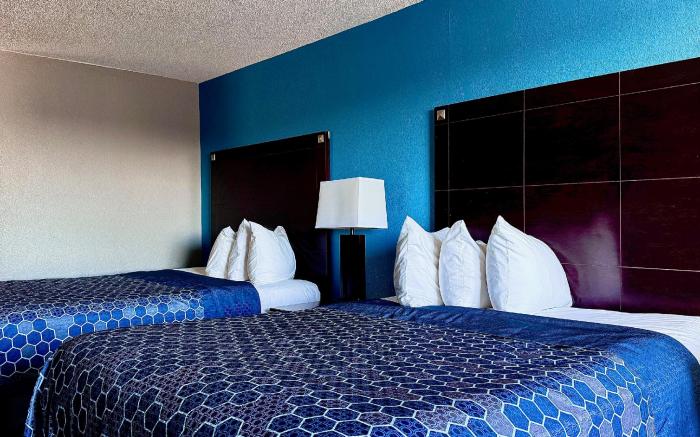American Inn Cedar Rapids South
