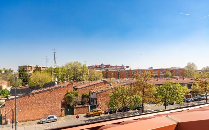 KHL APARTMENTS