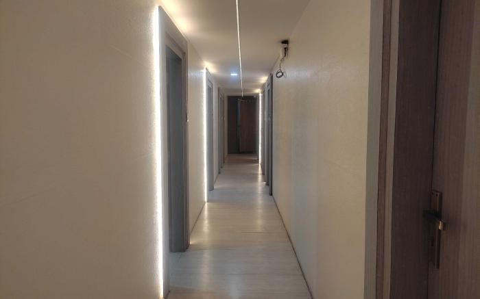Hotel O Santacruz Khar Subway
