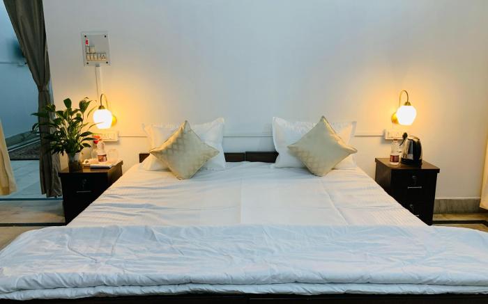 Indira home stay 