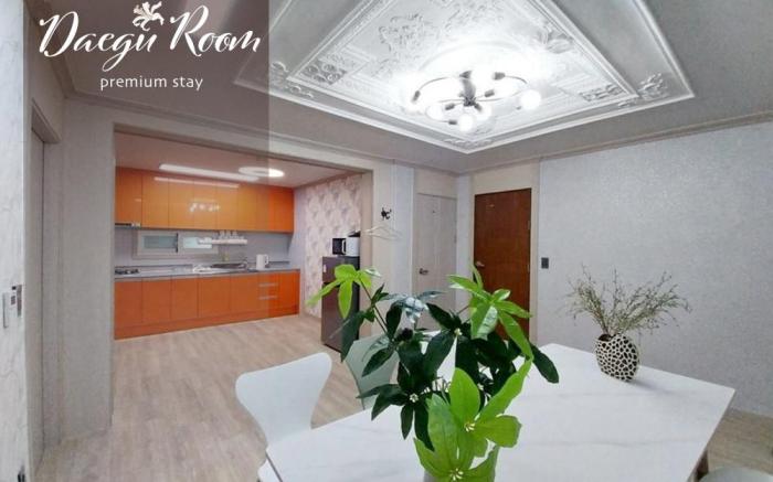 Daegu Room 2 Opening /Dongseong-ro 5 mins /89㎡ /3R