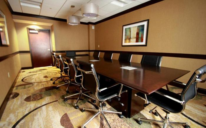 Holiday Inn Express Philadelphia Penn's Landing By IHG