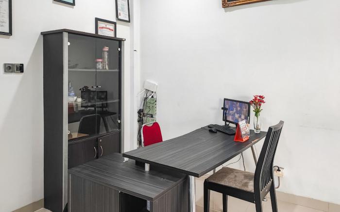 Urbanview Hotel Syariah near RSIA Annisa Jelutung Jambi