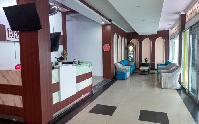 RedDoorz Hotel Baaraka near Living World