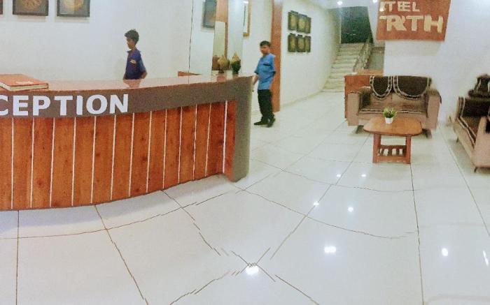 HOTEL TIRTH