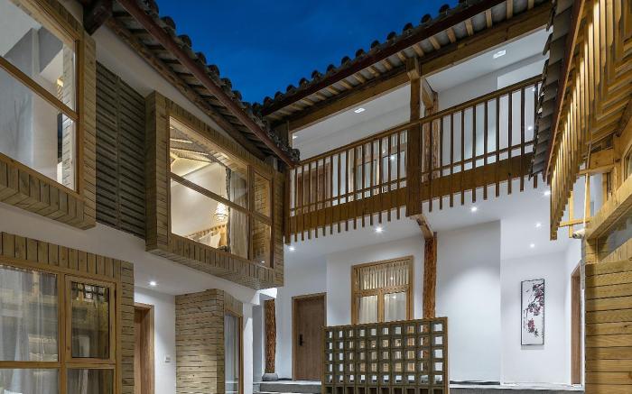 Lijiang Muqian Hotel