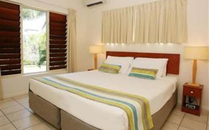 Central Plaza Port Douglas Apartments
