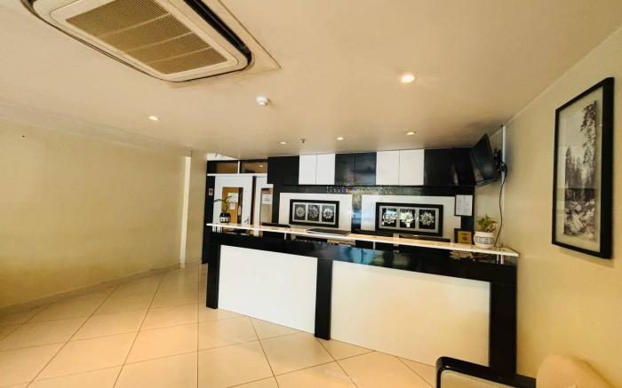 The Royal City Hotel