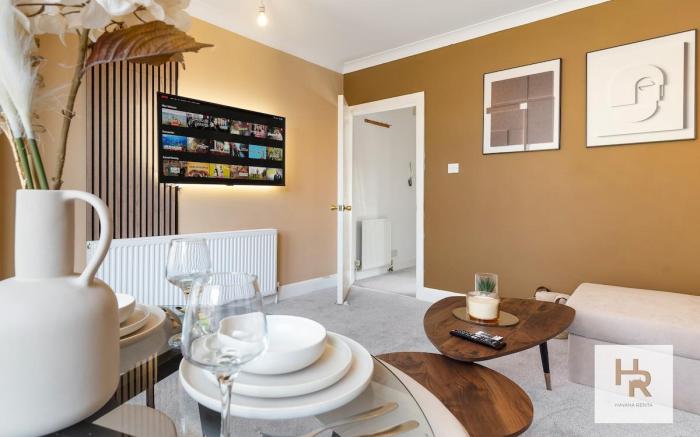 Prime Location | Stylish Retreat | WIFI & Netflix