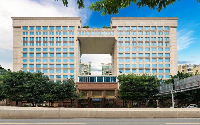 Intercity Guangzhou East Railway Station Hotel 