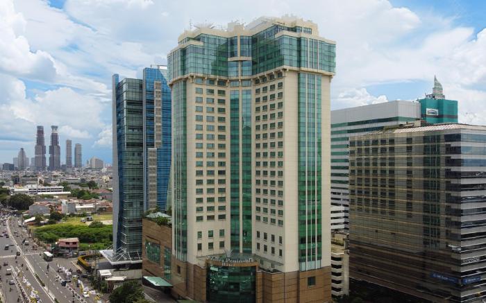 Menara Peninsula Hotel