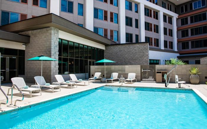 Element Scottsdale at SkySong