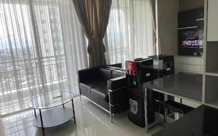 Central Royal Apartments by Emily in Jakarta