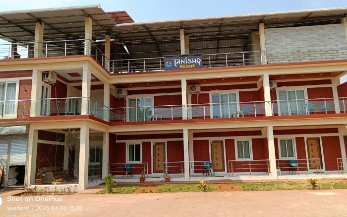 TANISHQ RESORT