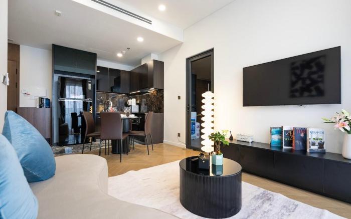 Luxury 2BR Lumiere- River View, Infinity Pool, Gym