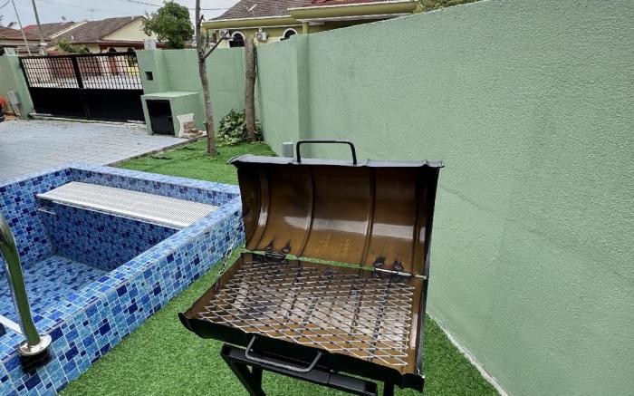 Pool Homestay Casa de' Sara Ipoh
