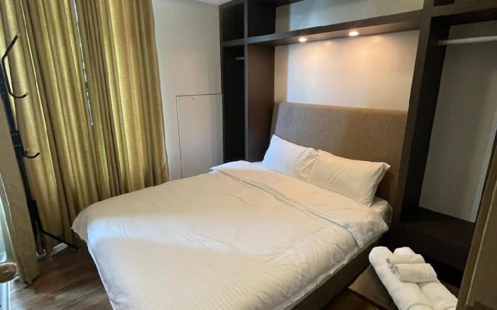 Makati City Serenity Tower 2501
