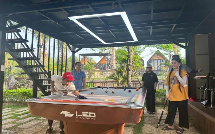 Yellow Homestay