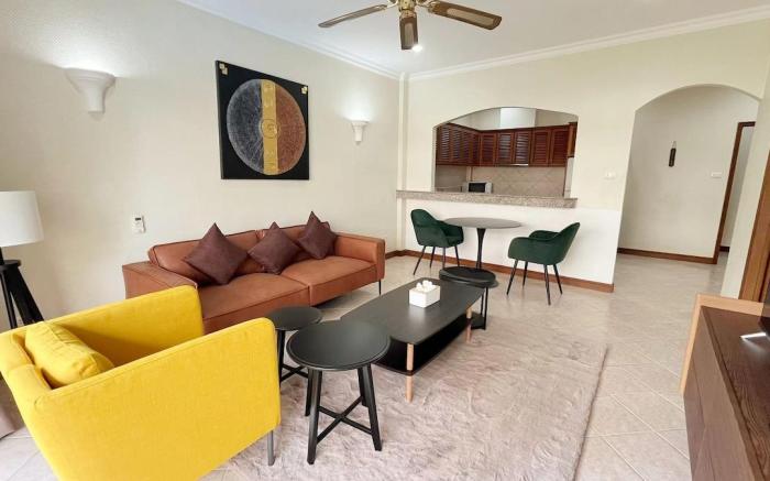 1 Bed - 1 living Beachside |  Pool | Kitchen  204