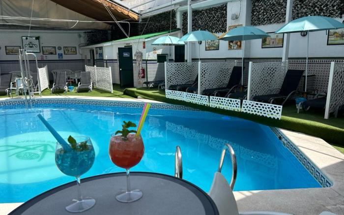 Hostal Avenida Andalucia - Solo Adultos