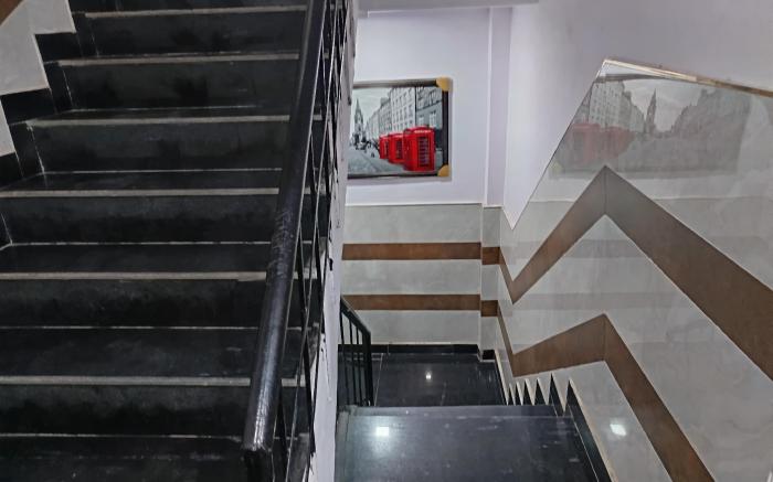 Ajeet Home Stay @Walk in Nizamudin Railway Station